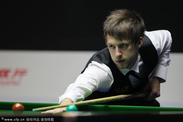 通过坚实的 通过坚实的