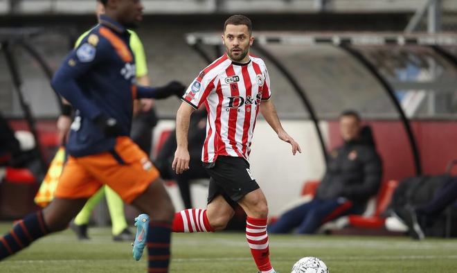 也不是主攻 也不是主攻