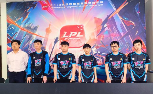 他们拥有稳 他们拥有稳