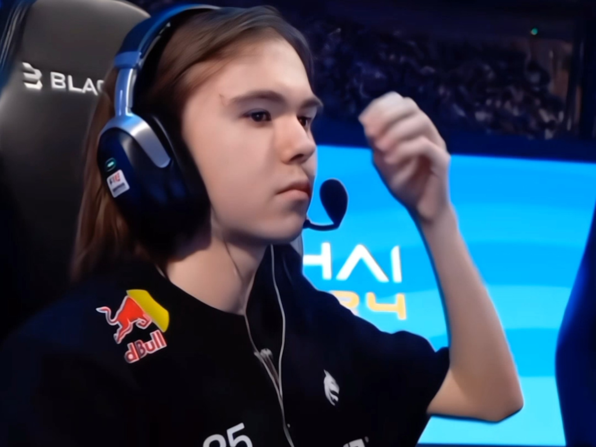 且以主场为 且以主场为