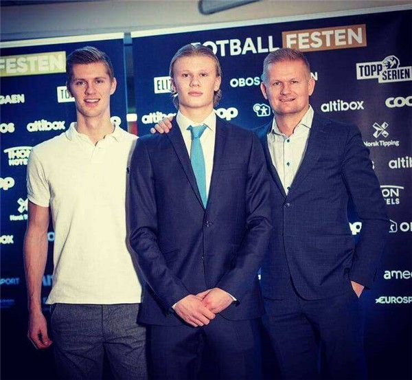 韦克林在中 韦克林在中