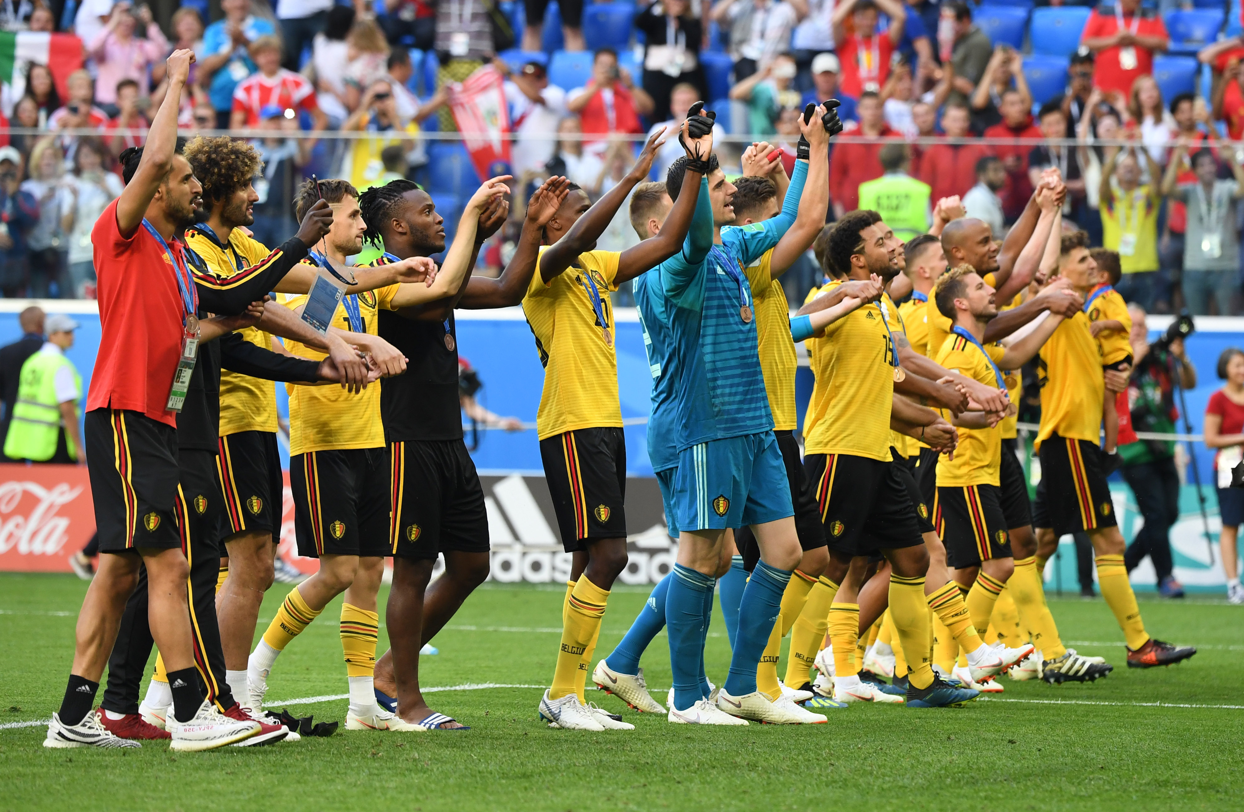 通过稳健补 通过稳健补